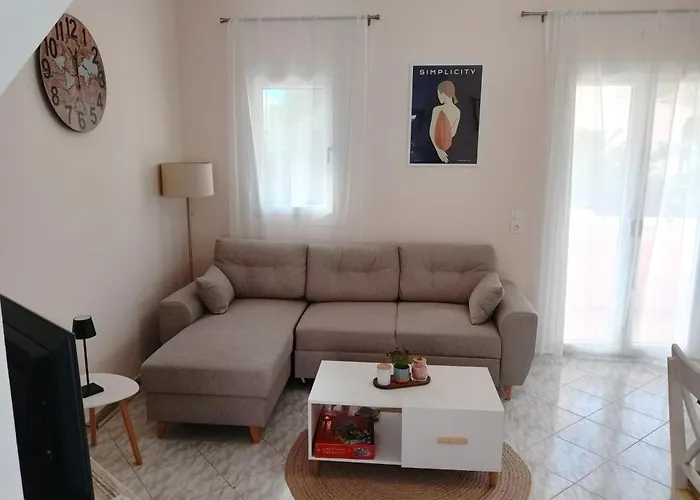 Voula's Maisonette * Ахарави